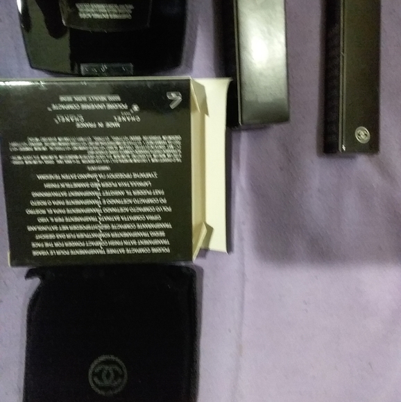 Chanel makeup set - Picture 4 of 5